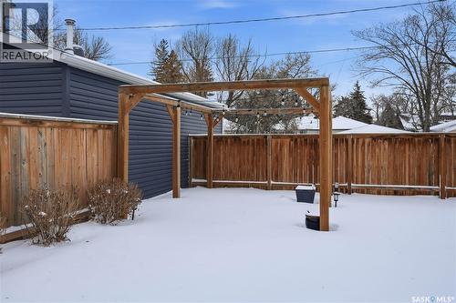 600 Mullin Avenue E, Regina, SK - Outdoor