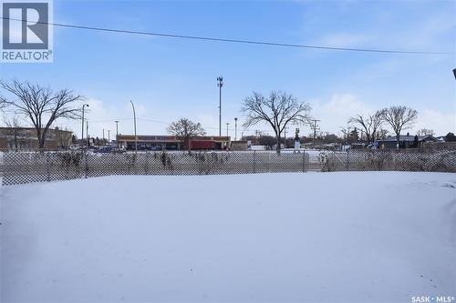 600 Mullin Avenue E, Regina, SK - Outdoor