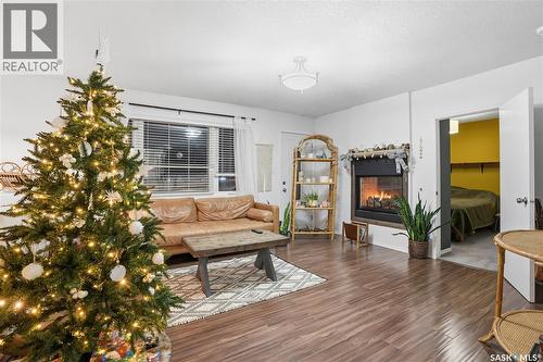 600 Mullin Avenue E, Regina, SK - Indoor Photo Showing Living Room With Fireplace