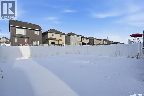 2842 Makowsky Crescent, Regina, SK - Outdoor