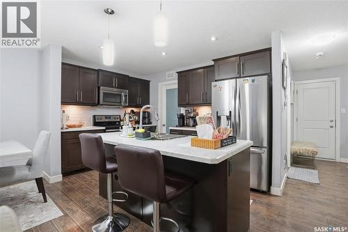 2842 Makowsky Crescent, Regina, SK - Indoor Photo Showing Kitchen With Upgraded Kitchen