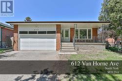 612 VAN HORNE AVENUE  Toronto, ON M2J 2V4