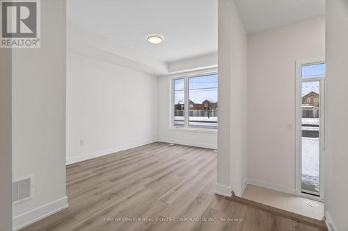 12 Lively Way, Whitby, ON - Indoor Photo Showing Other Room