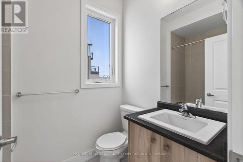 12 Lively Way, Whitby, ON - Indoor Photo Showing Bathroom
