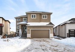 43 Trailside Crescent  Winnipeg, MB R3Y 1S3
