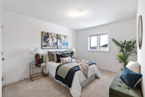 43 Trailside Crescent, Winnipeg, MB - Indoor Photo Showing Bedroom