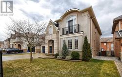 336 TURNING LEAF ROAD  Oakville, ON L6L 6W7
