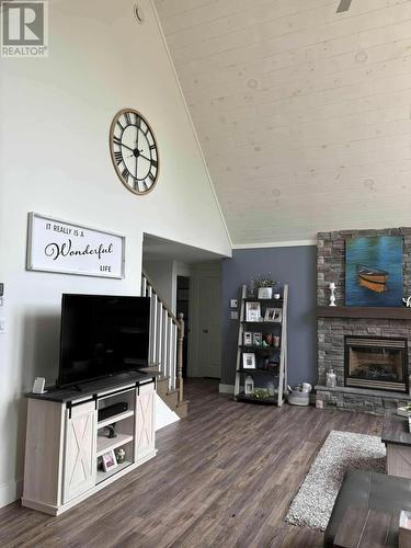 18 Angle Pond Road, Thorburn Lake, NL 