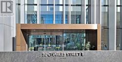 5205 - 50 CHARLES STREET E  Toronto, ON M4Y 0C3