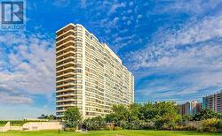 PH11 - 5 GREYSTONE WALK DRIVE  Toronto, ON M1K 5J5