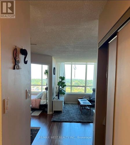 Ph11 - 5 Greystone Walk Drive, Toronto, ON - Indoor