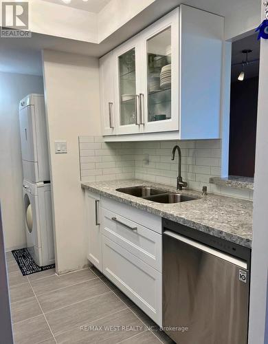 Ph11 - 5 Greystone Walk Drive, Toronto, ON - Indoor Photo Showing Kitchen With Double Sink