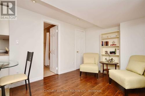 251 Livingstone Street W, Barrie, ON - Indoor