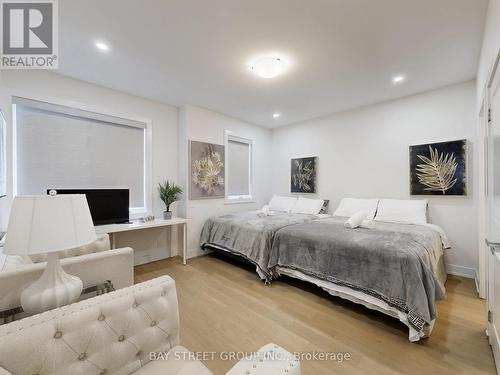 88 Harvey Bunker Crescent, Markham, ON - Indoor Photo Showing Bedroom