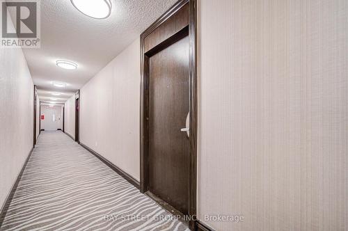 627 - 25 Lower Simcoe Street, Toronto, ON - Indoor Photo Showing Other Room