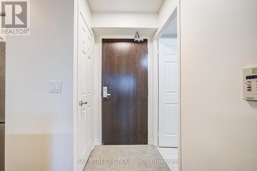 627 - 25 Lower Simcoe Street, Toronto, ON - Indoor Photo Showing Other Room