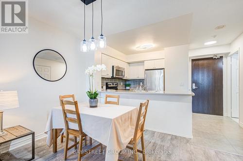 627 - 25 Lower Simcoe Street, Toronto, ON - Indoor Photo Showing Dining Room