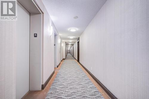 627 - 25 Lower Simcoe Street, Toronto, ON - Indoor Photo Showing Other Room