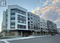 523 - 3250 CARDING MILL TRAIL  Oakville, ON L6M 1L3