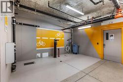 Bike maintenance + wash station - 