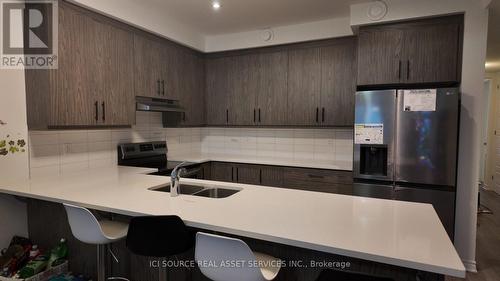 2969 Murphy Place, Innisfil, ON - Indoor Photo Showing Kitchen With Stainless Steel Kitchen With Double Sink With Upgraded Kitchen