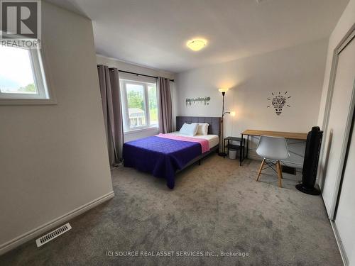 2969 Murphy Place, Innisfil, ON - Indoor Photo Showing Bedroom