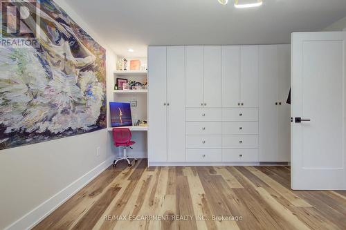 3280 Mead Crescent, Burlington, ON - Indoor