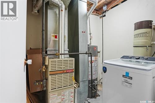 203A Dunlop Street, Saskatoon, SK - Indoor Photo Showing Basement