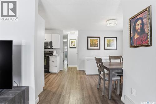 203A Dunlop Street, Saskatoon, SK - Indoor Photo Showing Dining Room