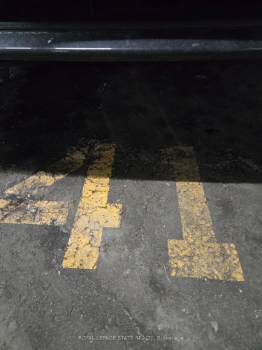 305-1390 Main Street E, Milton, ON - Outdoor