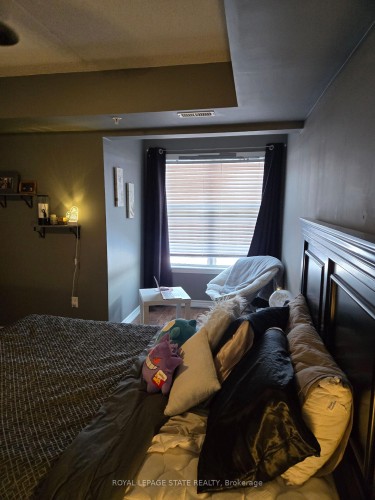 305-1390 Main Street E, Milton, ON - Indoor Photo Showing Bedroom
