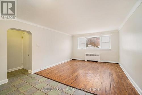 1 - 726 Edison Avenue, Ottawa, ON - Indoor Photo Showing Other Room