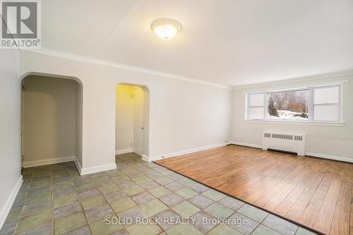 1 - 726 Edison Avenue, Ottawa, ON - Indoor