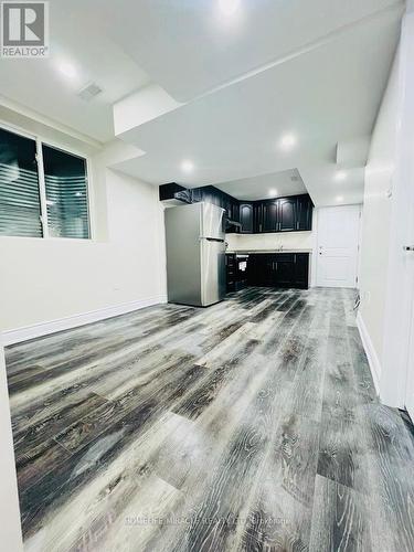 19 Exhibition Crescent, Brampton, ON - Indoor