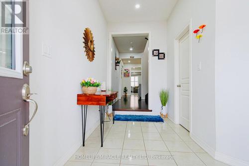 19 Exhibition Crescent, Brampton, ON - Indoor Photo Showing Other Room