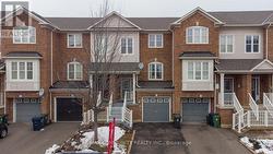 32 RED FOX PLACE  Toronto, ON M1B 0A9