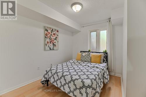 5 - 4620 Guildwood Way, Mississauga, ON - Indoor Photo Showing Bedroom