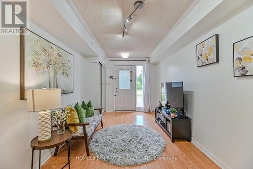 5 - 4620 Guildwood Way, Mississauga, ON - Indoor