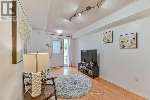 5 - 4620 Guildwood Way, Mississauga, ON - Indoor