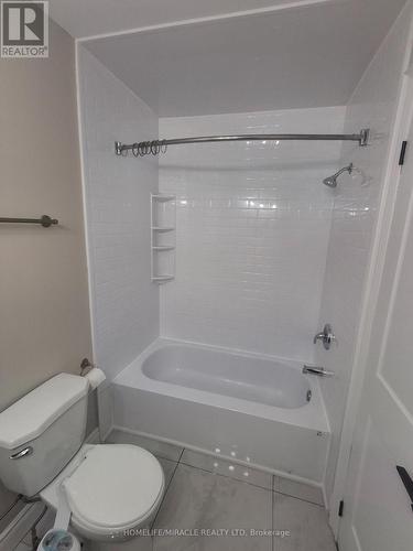 22 Graymar Road, Brampton, ON - Indoor Photo Showing Bathroom