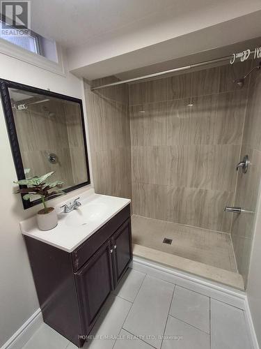 22 Graymar Road, Brampton, ON - Indoor Photo Showing Bathroom