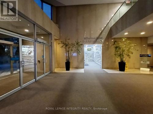 204 - 1929 Russell Road, Ottawa, ON 