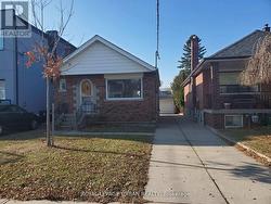 304 LINSMORE CRESCENT  Toronto, ON M4J 4L9