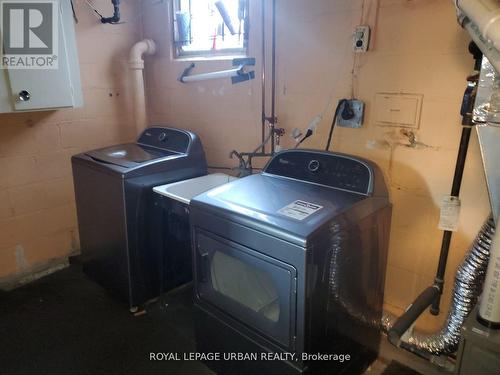 304 Linsmore Crescent, Toronto, ON - Indoor Photo Showing Laundry Room