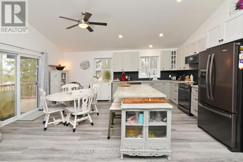 9904 Lake Road, Lambton Shores (Kettle Point), ON - Indoor