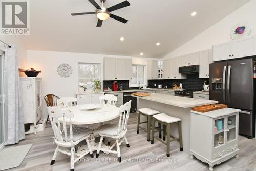 9904 Lake Road, Lambton Shores (Kettle Point), ON - Indoor