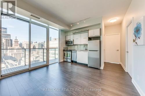 2007 - 126 Simcoe Street, Toronto, ON - Indoor