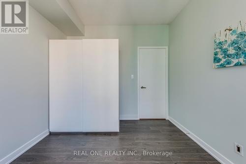 2007 - 126 Simcoe Street, Toronto, ON - Indoor Photo Showing Other Room