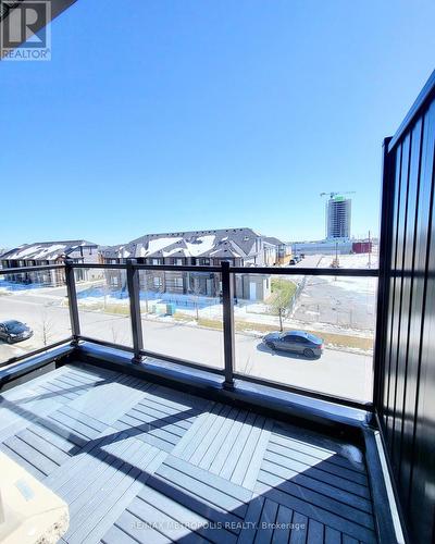 20 Esquire Way, Whitby, ON - Outdoor With View