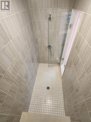 7432 Baycrest Common, Niagara Falls, ON - Indoor Photo Showing Bathroom